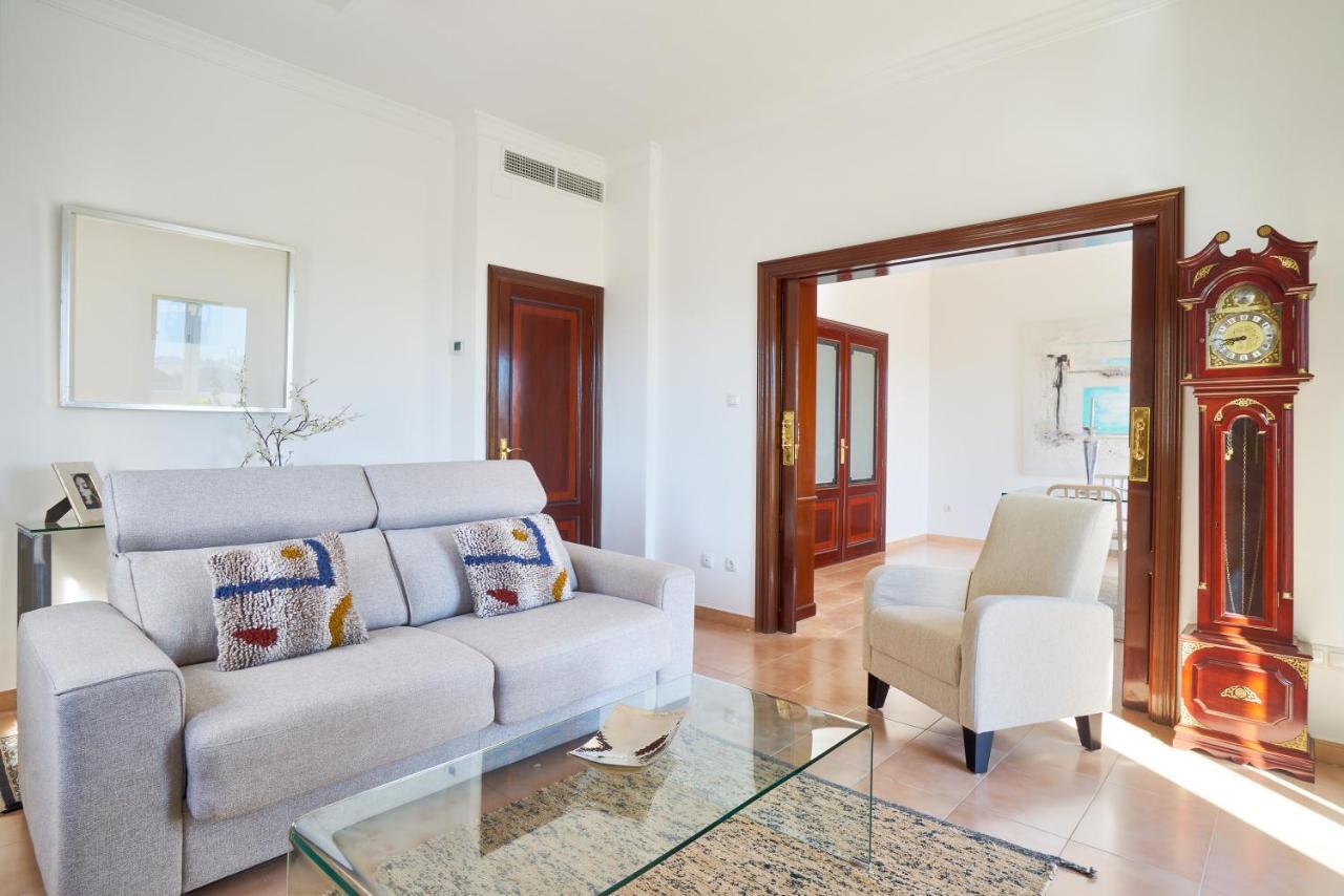 Apartamento En Centro Ciudad Con Vistas Al Mar Malaga Bagian luar foto