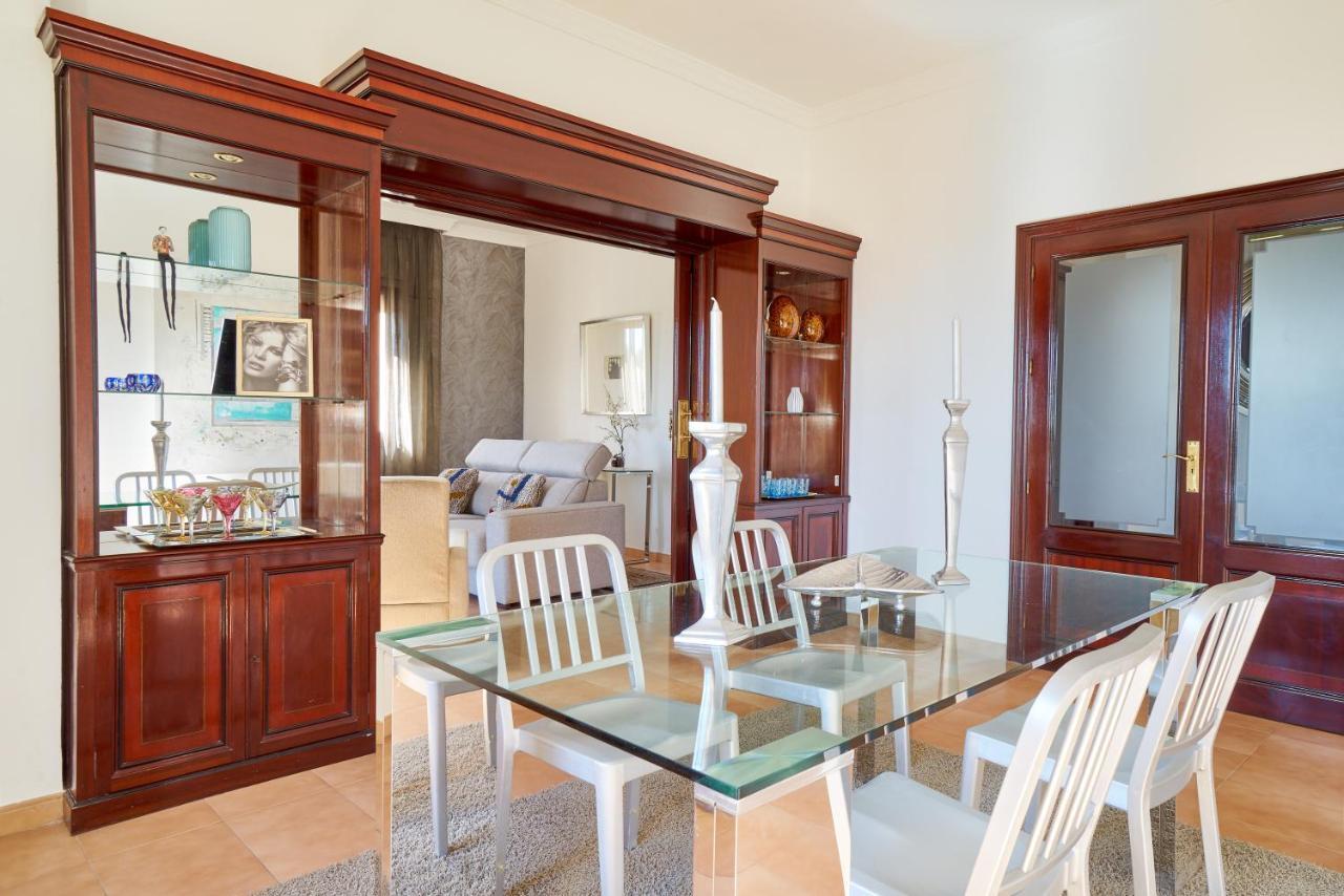 Apartamento En Centro Ciudad Con Vistas Al Mar Malaga Bagian luar foto